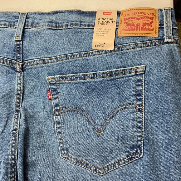 Levi’s Ribcage Straight Ankle classic wash button fly jeans Size 24W NEW - Picture 12 of 15